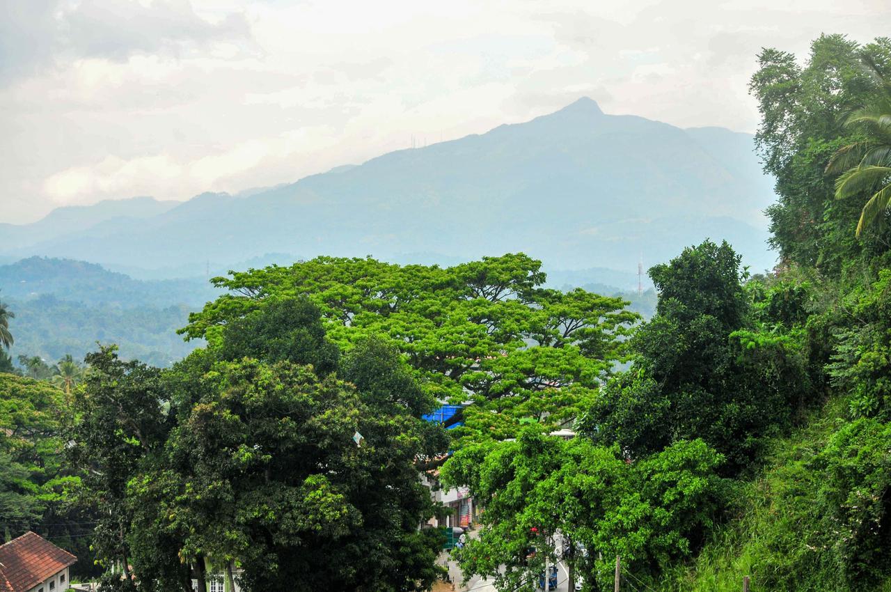 Vendol Maliga Edge Hotel Kandy Luaran gambar