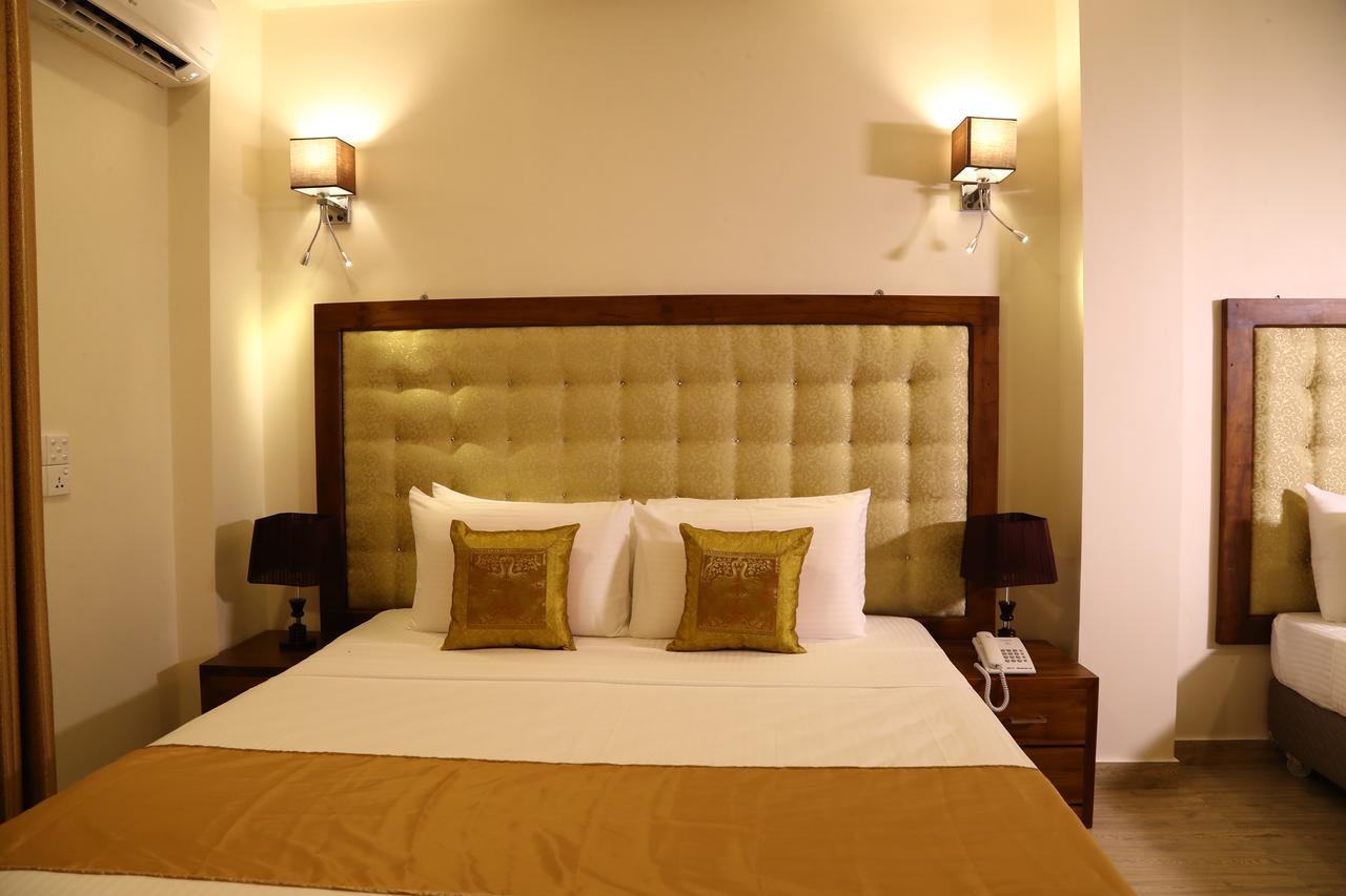 Vendol Maliga Edge Hotel Kandy Luaran gambar